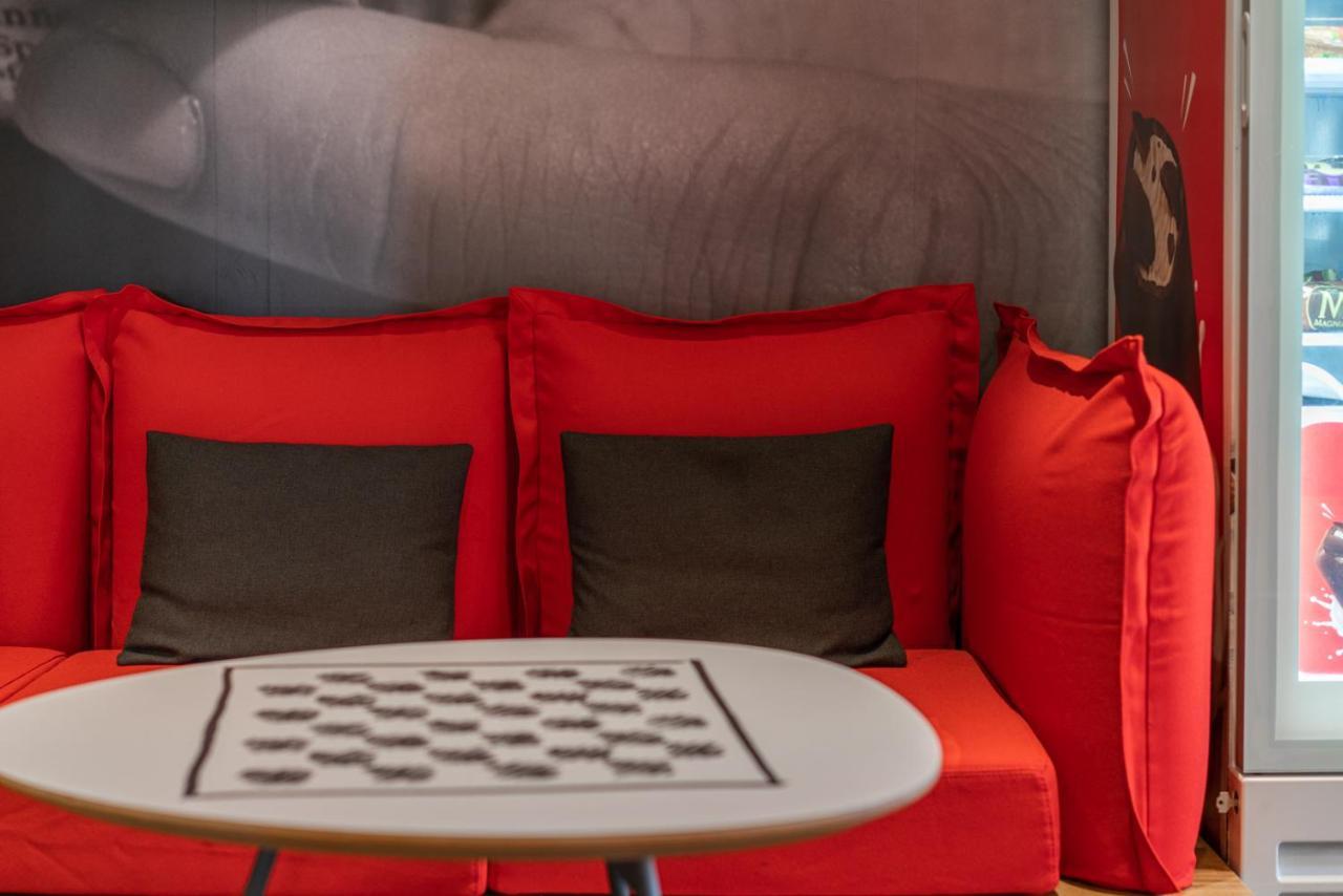 Hotel Ibis Centre Polygone 3*